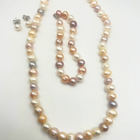Jewelry - Pastel Freshwater Cultured Pearl Set in 925 Sterling Silver